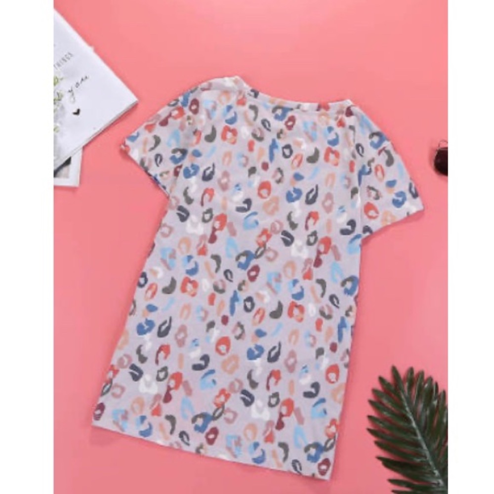 Multicolored Leopard Print Tee - Picture 6 of 7